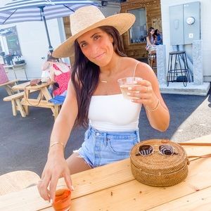 Meet your Posher, Samantha